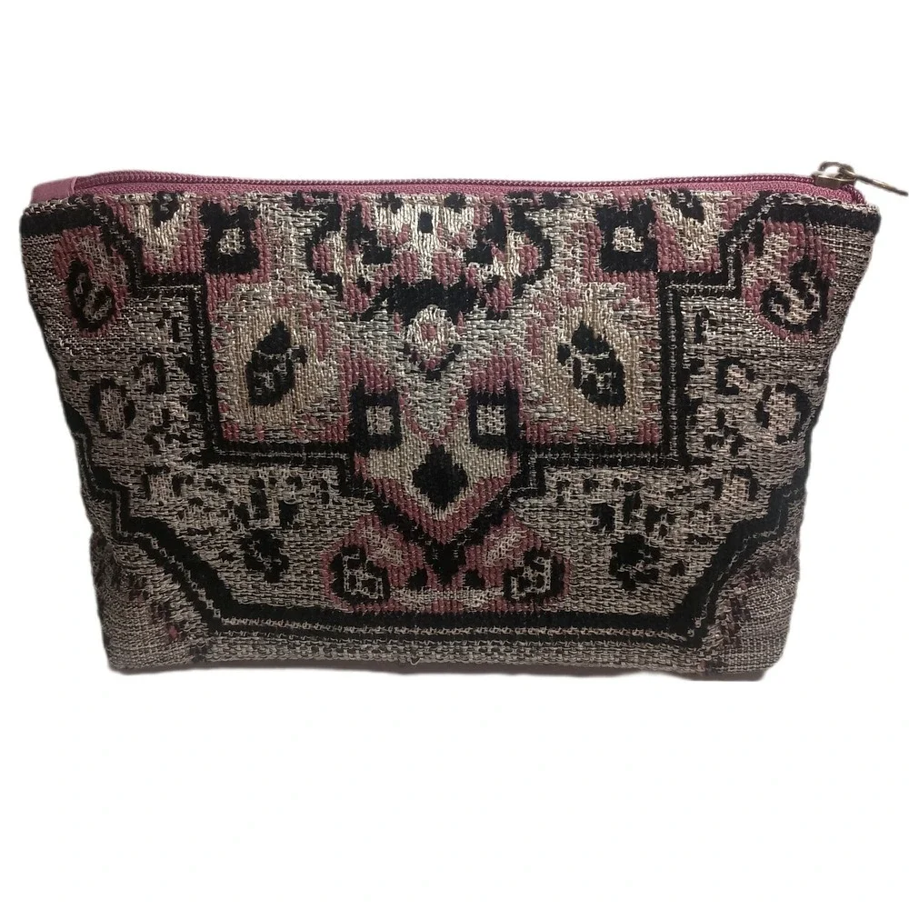 America & Beyond Tapestry‎ Makeup Bag W584